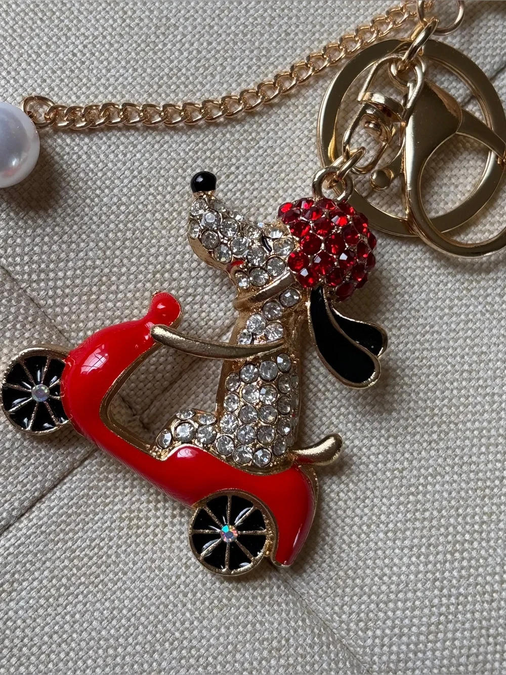 Pearl Wristlet Keychain with Dog Red Scooter Charm